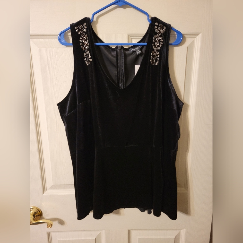 Women's sleeveless blouse